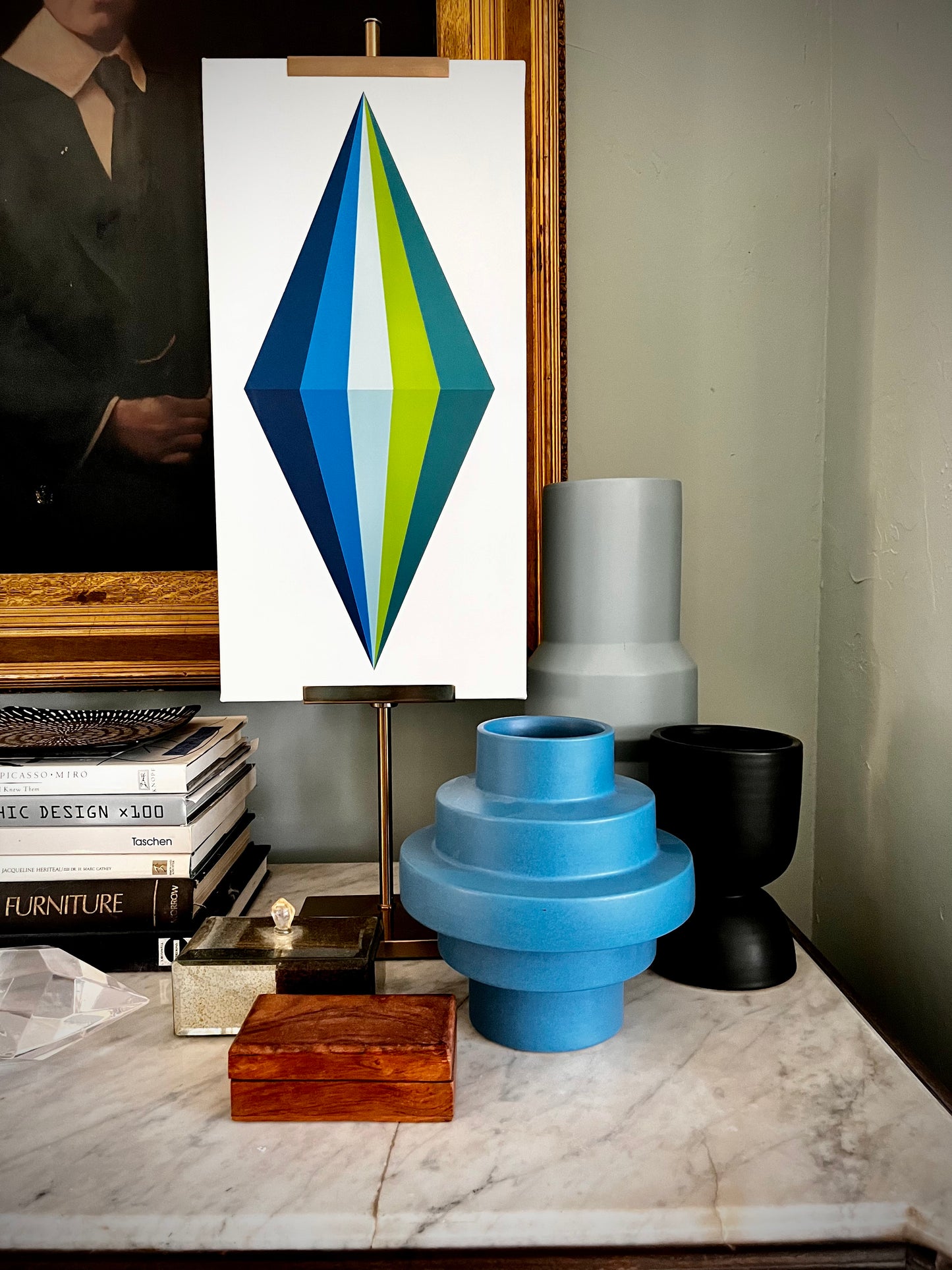 A Bright Light in blue/green